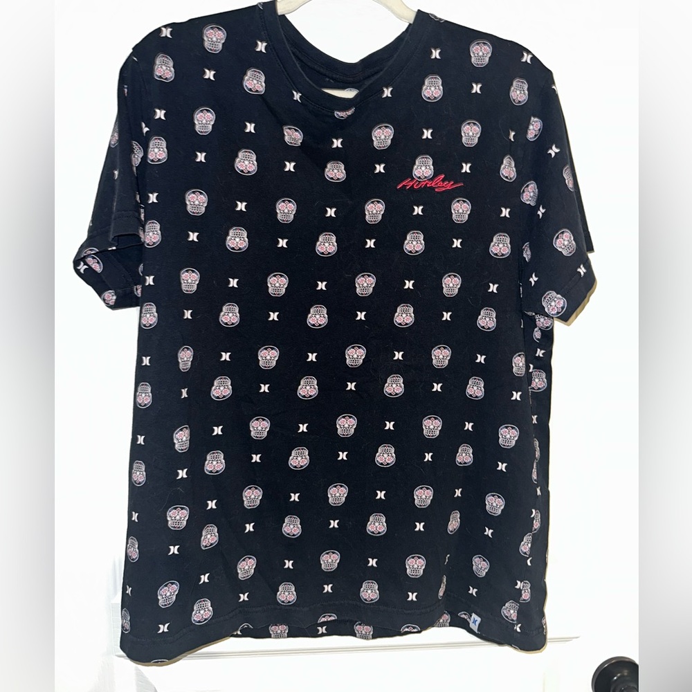 Hurley Black Skull Pattern Tee